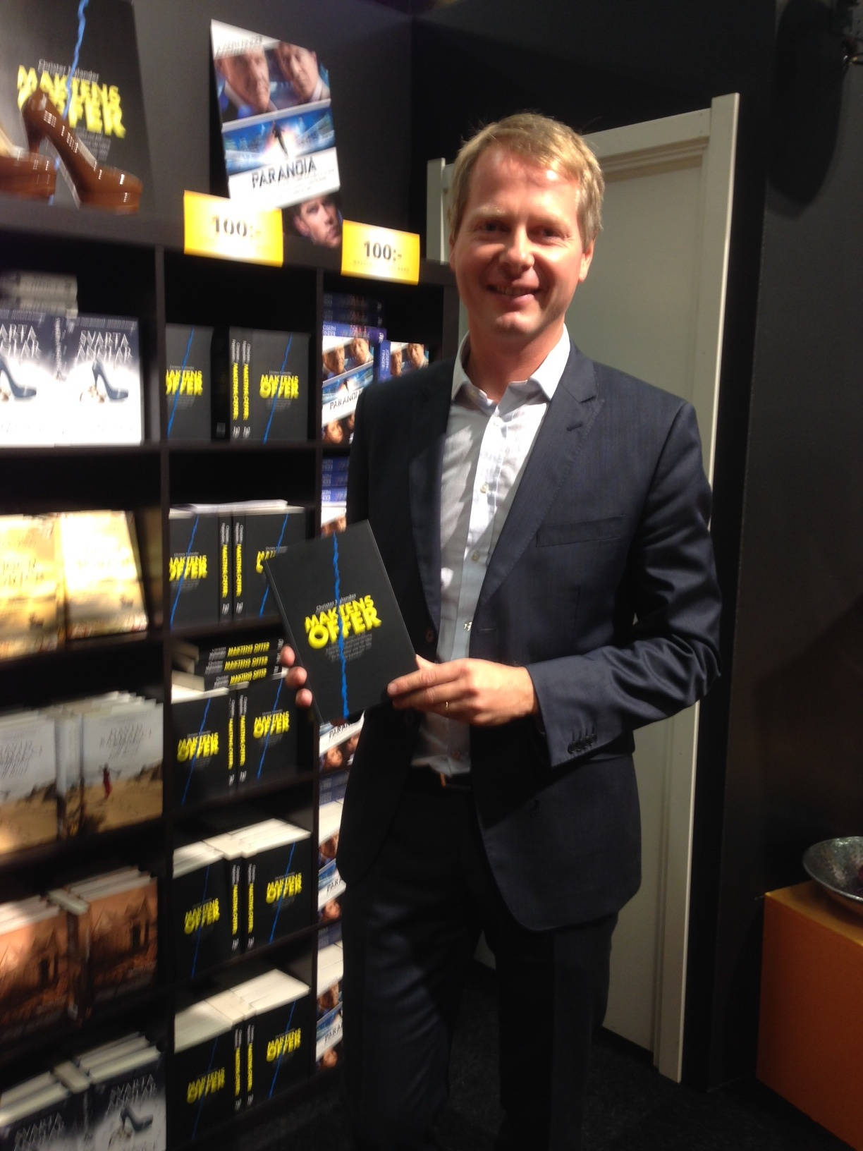 Image of Untitled19 <h2>2013-10-03 - Gothenburg Book Fair & Sweden</h2>
