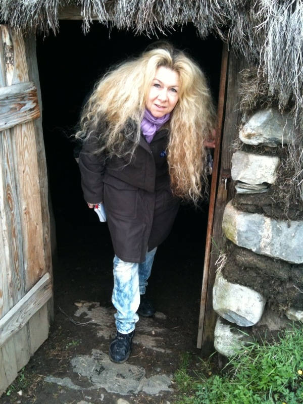 Image of crofters hut doorway <h2>2010-06-05 - Scottish Research</h2>