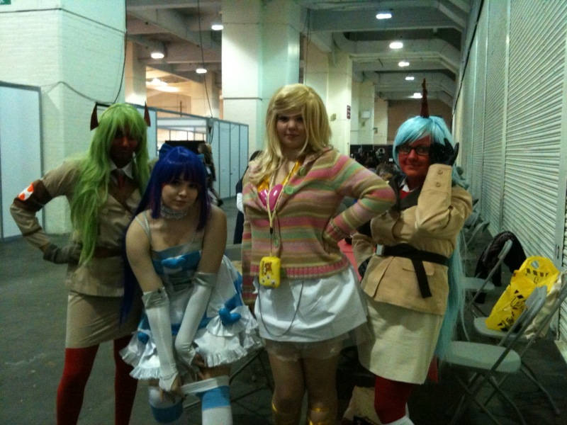 Image of japanese anime girl fans 001 <h2>2012-02-26 - All Things Japanese</h2>