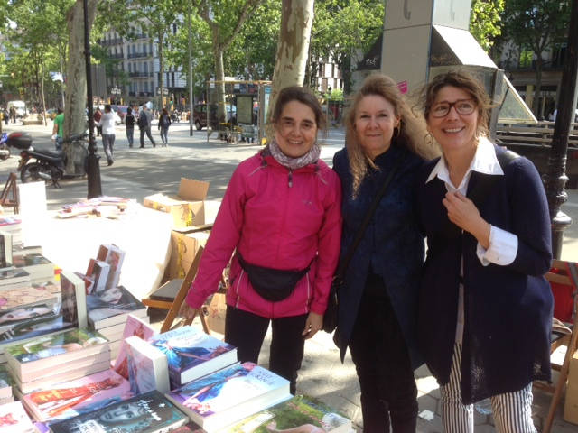 Image of sant jordis day barcelona 06 <h2>2014-04-25 - Sant Jordi Day in Barcelona</h2>